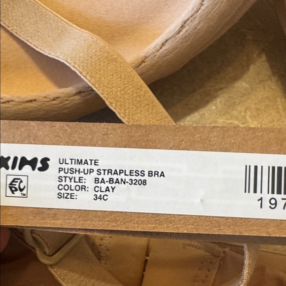 SKIMS ultimate push-up strapless bra, color, clay - Picture 4 of 4